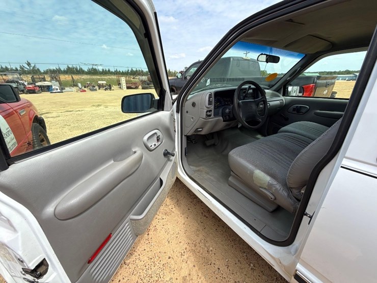 1996-chevrolet-1500-image-7