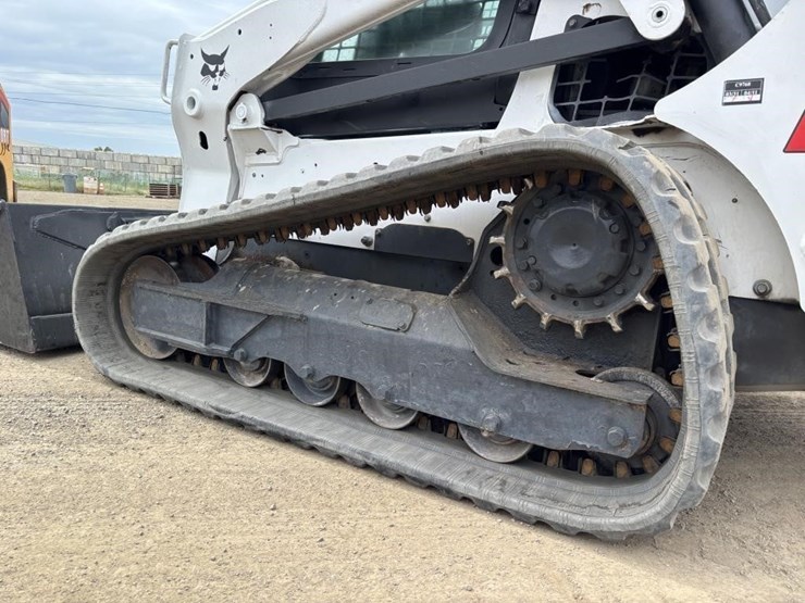 2019-bobcat-t650-image-17