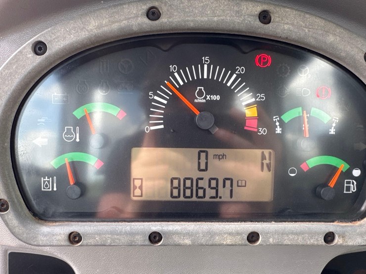 2011-caterpillar-140m2-vhp-plus-image-27