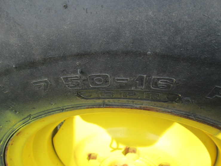 john-deere-2240-image-12