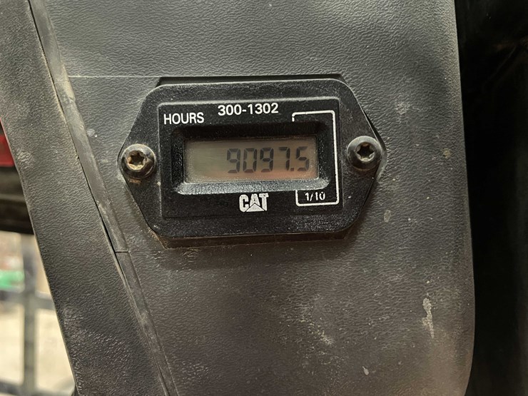 2012-caterpillar-226b3-image-46