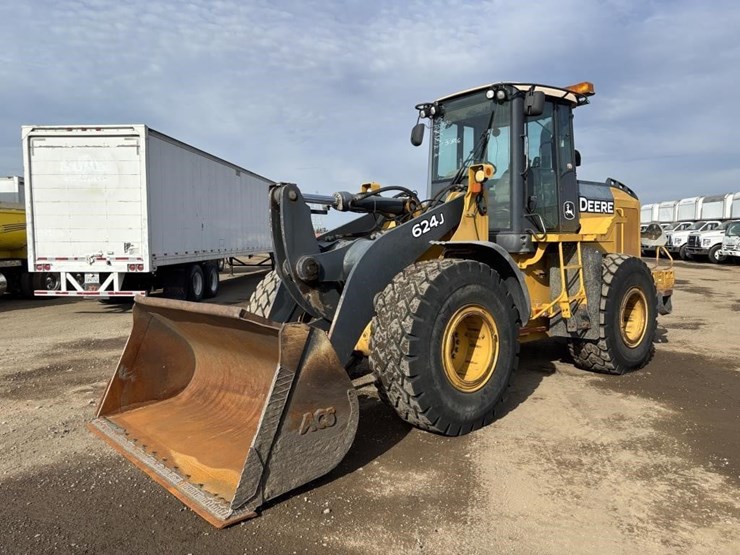 2008-deere-624j-image-1