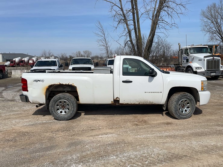 2007-chevrolet-k1500-image-4