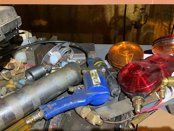 #269-•-air-grease-gun,-snap-on-thermometer-and-parts-image-9