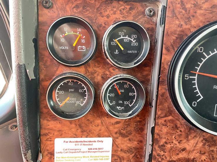 2004-kenworth-t800-image-82