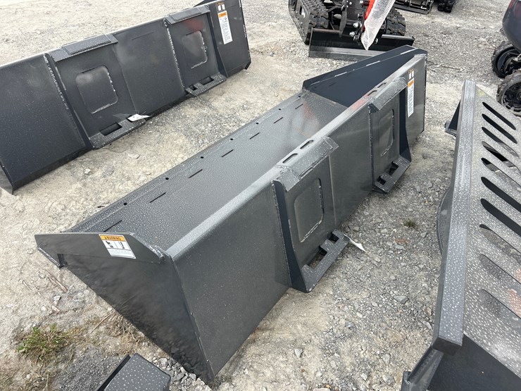 #95-•-unused-82”-skid-steer-smooth-bucket-image-2