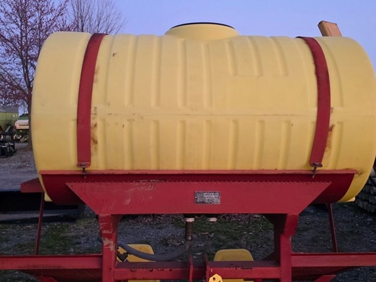 p150-3pt.-2-row-transplanter-image-7