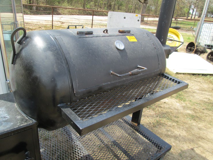 #44070-•-homemade-smoker-w/firebox-image-4