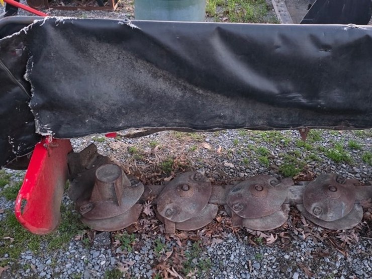 agco-3pt.-disc-mower-image-9