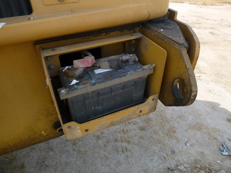 2004-caterpillar-924gz-image-29