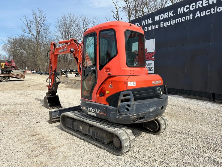 kubota-kx121-3s-image-2