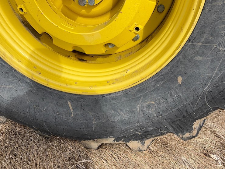 john-deere-6195m-image-18