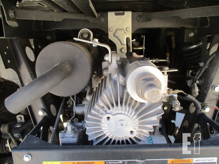 2019-kubota-rtvx1140-image-6