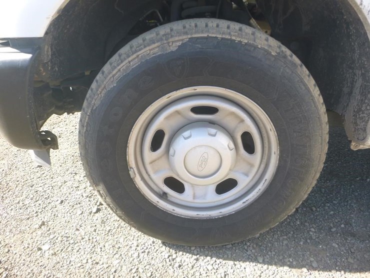 2011-ford-f250-image-21