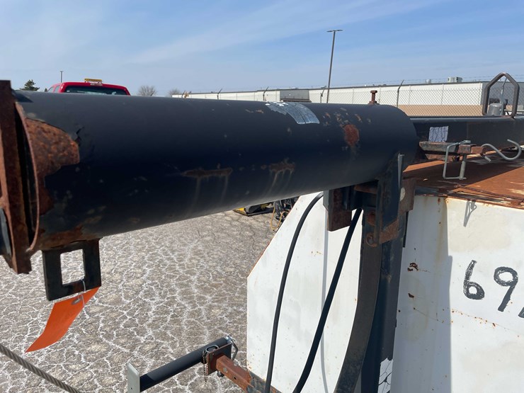 #5692-•-wacker-light-tower-image-17