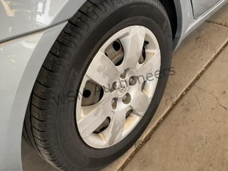 2008-hyundai-sonata-gls-sdn-image-8