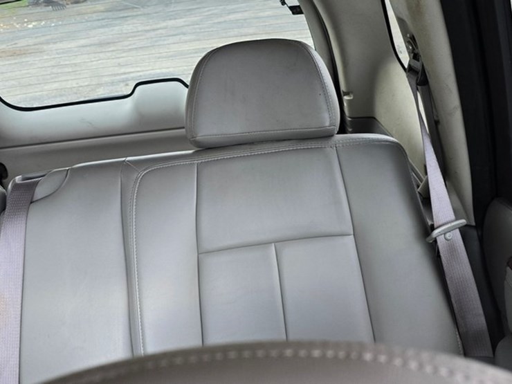 2006-gmc-envoy-image-11