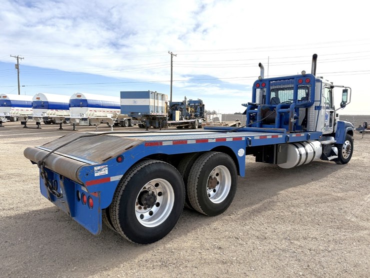 2014-mack-pinnacle-chu613-image-3