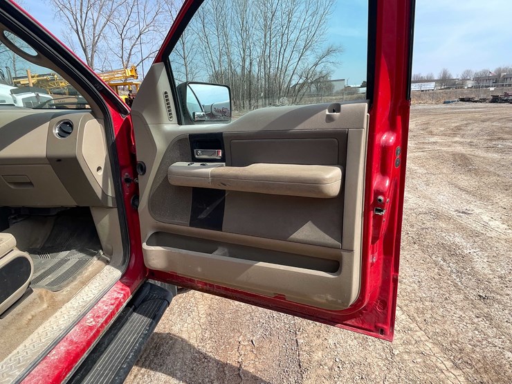 #5675-•-2006-f150-4x4-extended-cab-long-box-(has-wi-title)-image-95