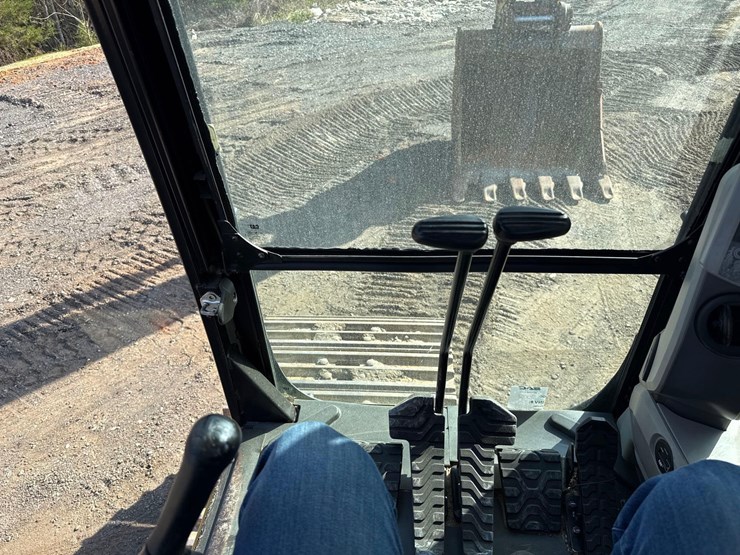 2018-caterpillar-336fl-image-34