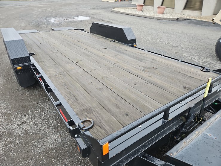 2020-pequea-18'-t/a-power-tilt-deck-trailer-image-9