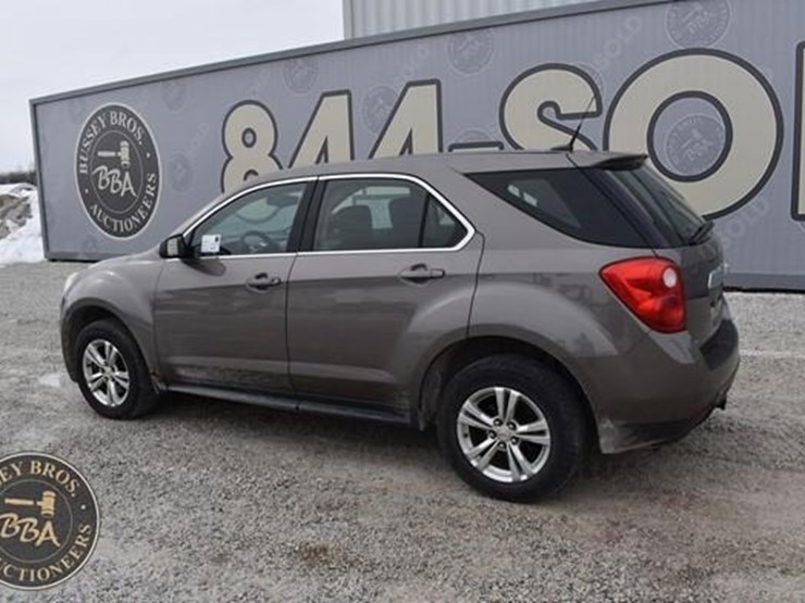 2010-chevrolet-equinox-ls-image-3