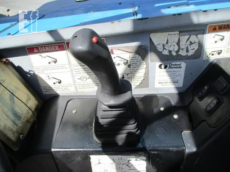 2007-genie-gth1056-image-9