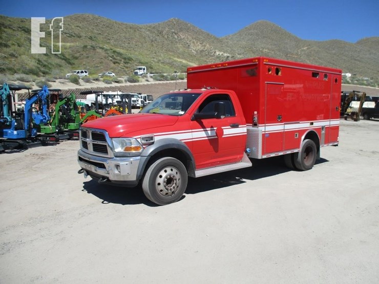 2011-dodge-3500-image-1