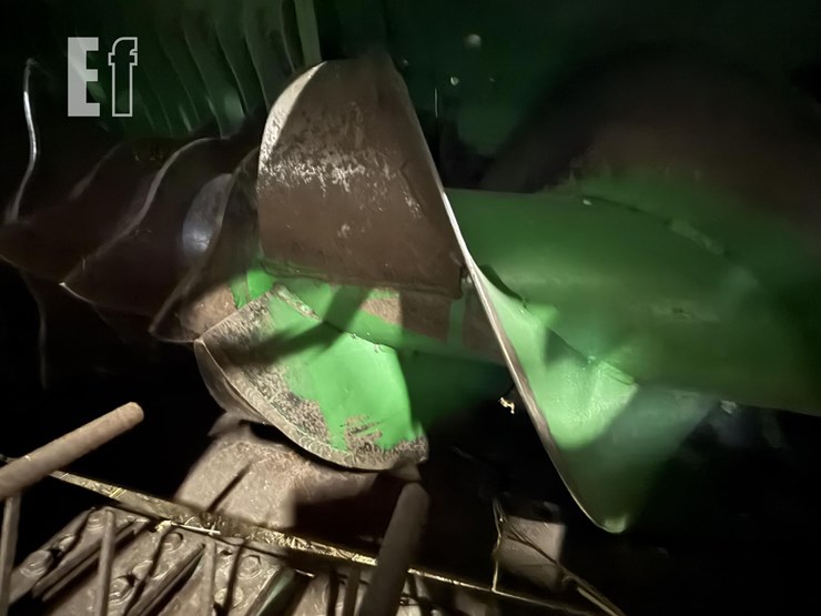 john-deere-l341-image-23