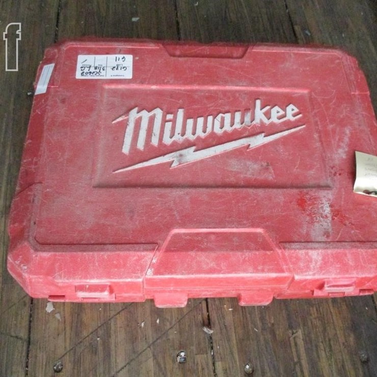 MILWAUKEE WAVS ROTARY HAMMER