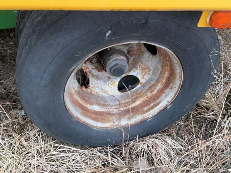 #305-•-gooseneck-winch-trailer-image-26