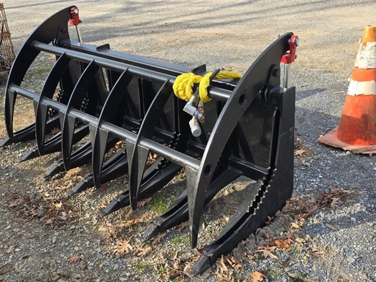 new-wildkat-72"-skidloader-rock-rake-grapple-image-4