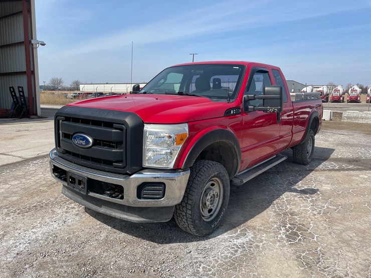 #5677-•-2011-f250-4x4-extended-cab-(has-wi-title)-image-1