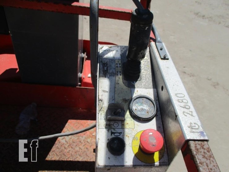 2017-skyjack-sj16-image-6