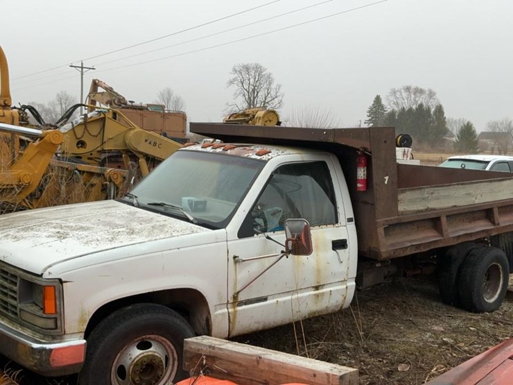 1991-chevrolet-cheyenne-3500-image-11
