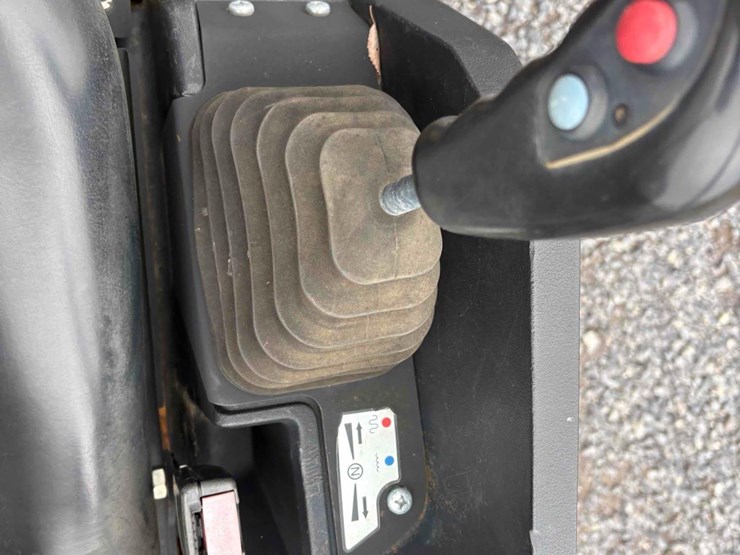 wacker-neuson-rd12-roller-image-8