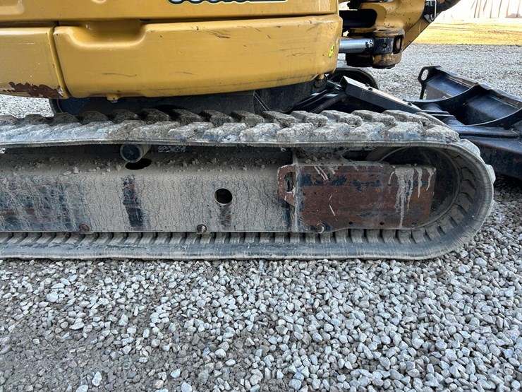 2018-caterpillar-303-image-10