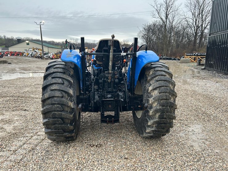 2016-new-holland-workmaster-70-image-3