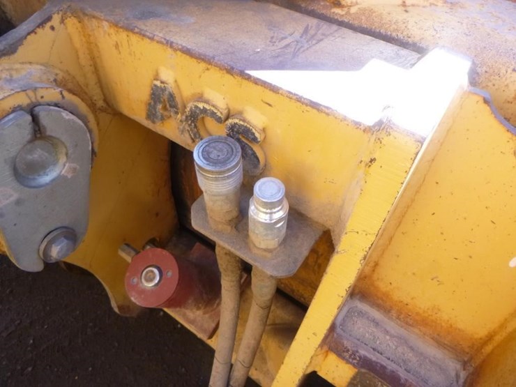 2005-deere-624j-image-14