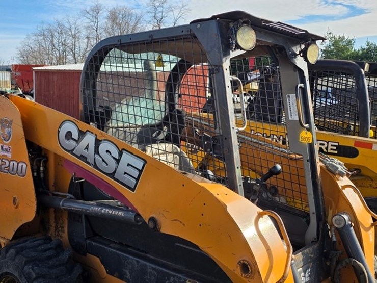 2011-case-sr200-image-7