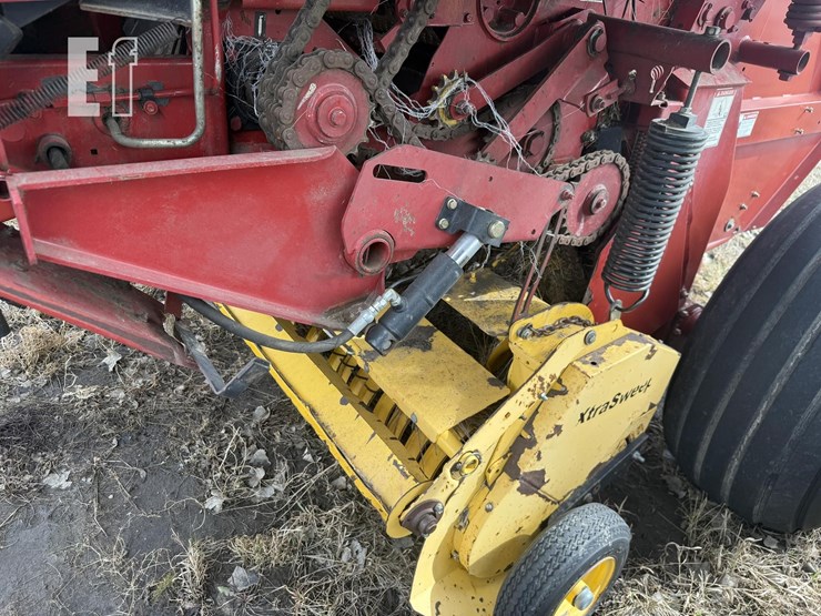 new-holland-br7090-image-13