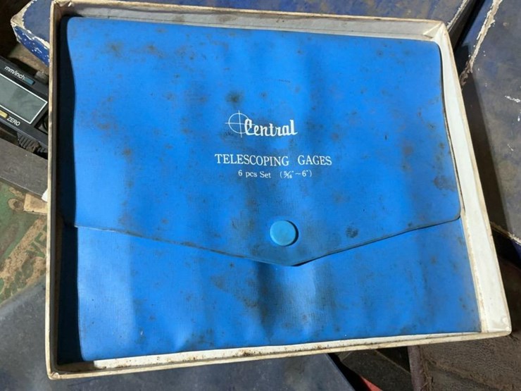 #228-•-tool-chest-and-contents-image-50