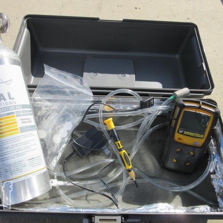 BW GASALERTMAX XTII 4-GAS DETECTOR MACHINE