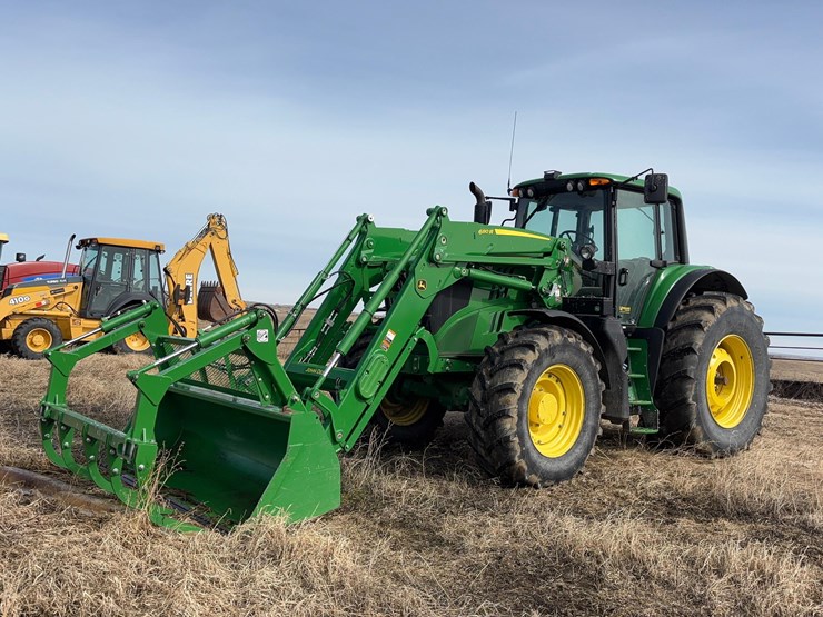 john-deere-6195m-image-1