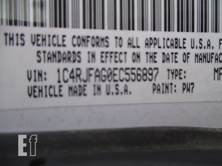 2014-jeep-grand-cherokee-image-17