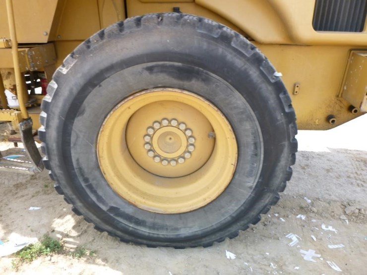 2004-caterpillar-924gz-image-37