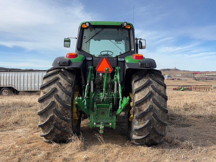 john-deere-6195m-image-9