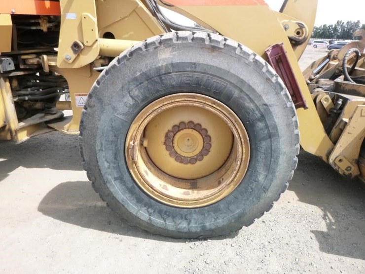 2004-caterpillar-924gz-image-37