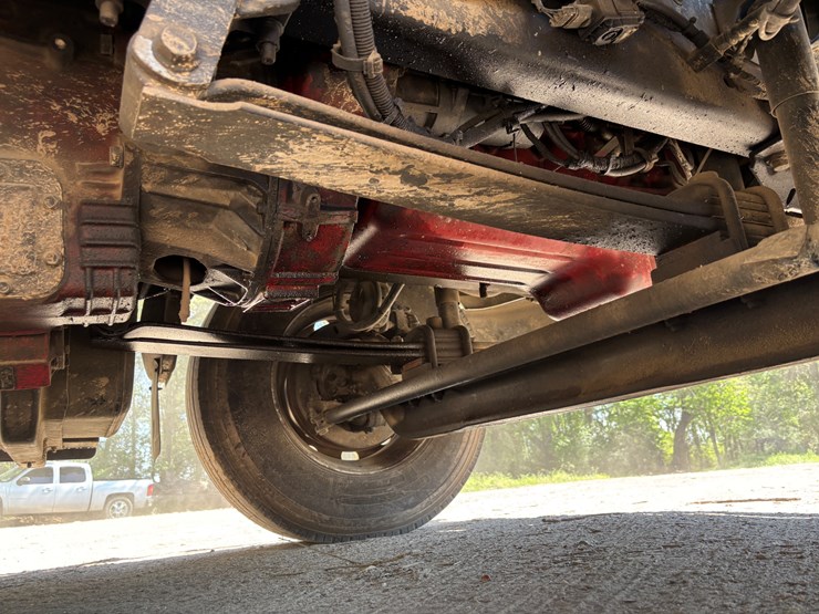 2010-ford-f750-image-31