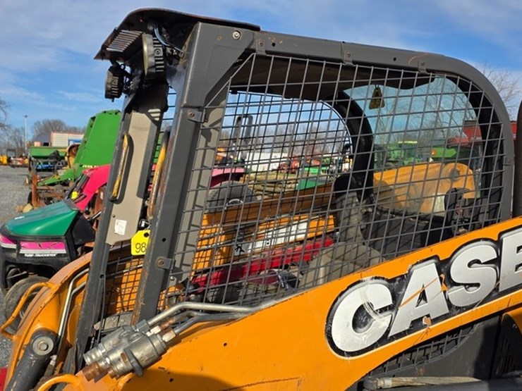 2011-case-sr200-image-25